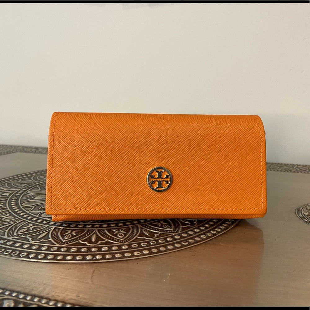 Tory Burch sunglasses case